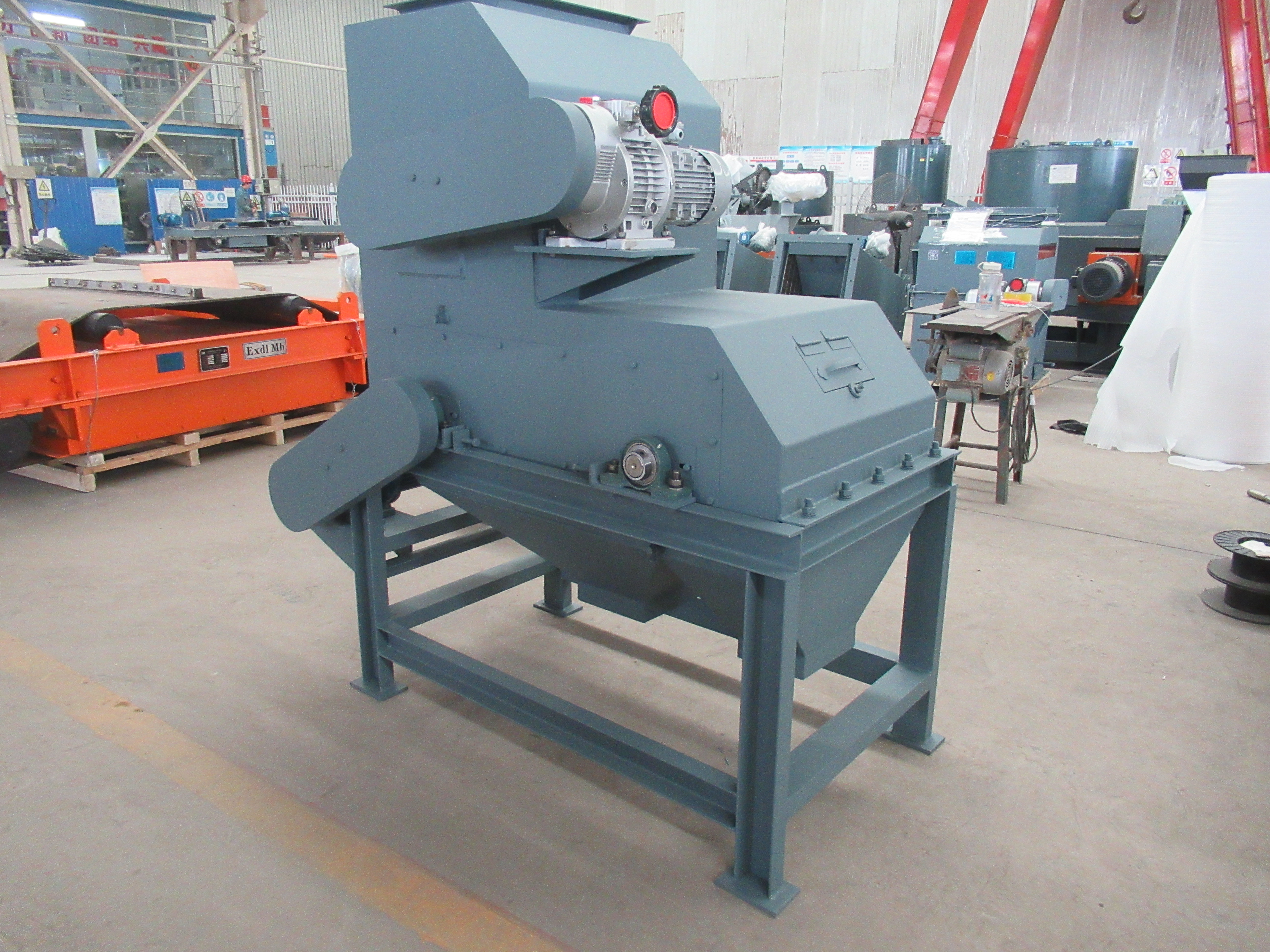 黑鎢礦干式磁選機 黑鎢礦干式磁選機